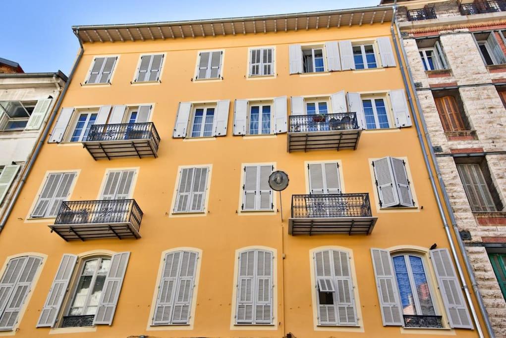 Very Nice 2P With All Comfort, City Center Ac/Wifi Bagian luar foto
